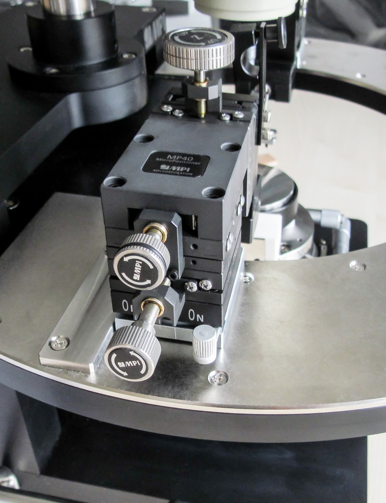 TS50_Rectangular adjustment of MicroPositioners.jpg